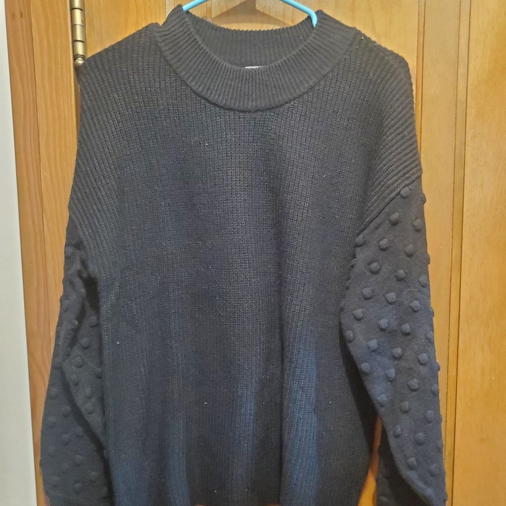 Vince Camuto Large Sweater Black NWT - Retails $89